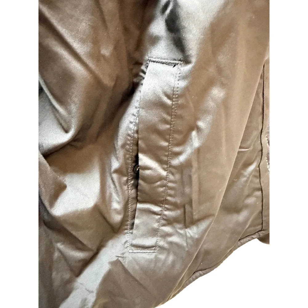 Lululemon Black Quilted Full Zip Mock Neck Jacket Women Size 10 - Picture 9 of 11